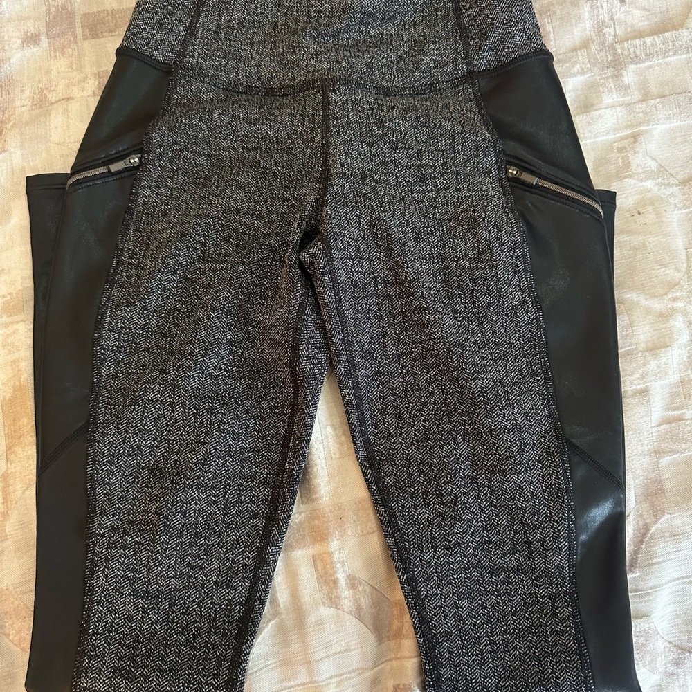 Athleta Herringbone Luxe Metro Drifter Leggings